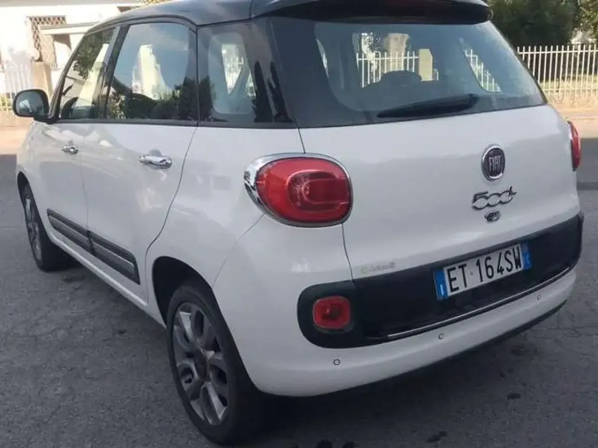 Usata Fiat 500L Lounge 80 CV (58 kW) 2014 Bianco Monovolume