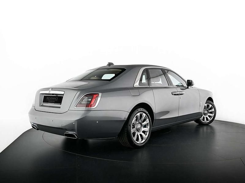 Usata Rolls Royce Ghost 571 CV (419 kW) 2023 Jubilee silver Berlina