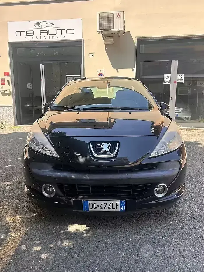 Usata Peugeot 207 88 CV (64 kW) 2007 Nero Utilitaria