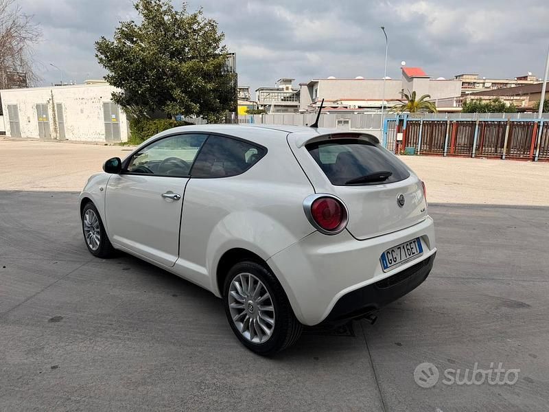 Usata Alfa Romeo MiTo Super 95 CV (69 kW) 2017 Bianco Utilitaria