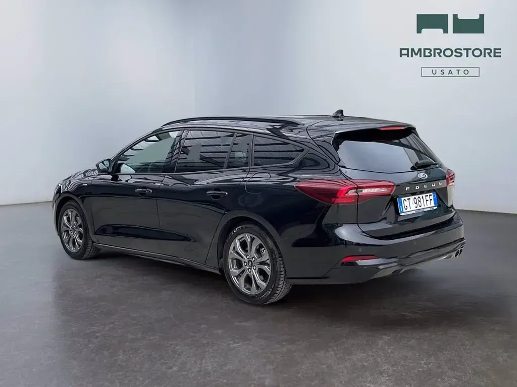 Usata Ford Focus ST-Line X 125 CV (91 kW) 2024 Agate black Station wagon