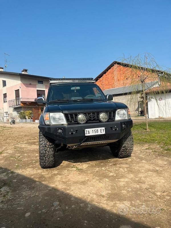 Usata Toyota Land Cruiser 1999 Nero SUV