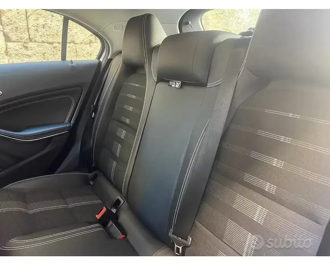 Usata Mercedes A180 2018 Grigio Berlina