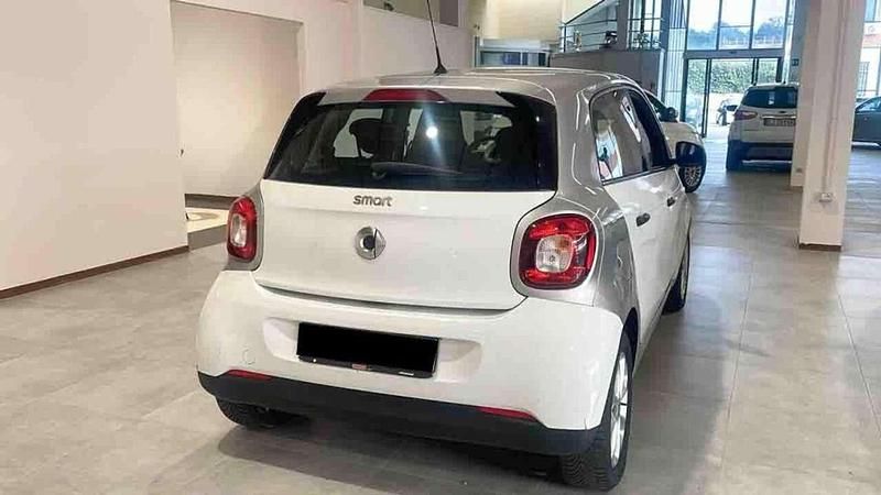 Usata Smart ForFour Passion 71 CV (52 kW) 2017 Bianco(met.) Utilitaria