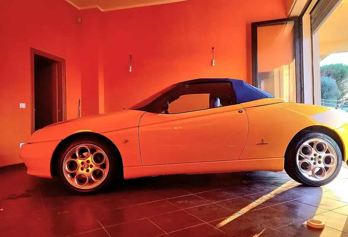 Usata Alfa Romeo Spider 150 CV (110 kW) 2002 Giallo Cabrio