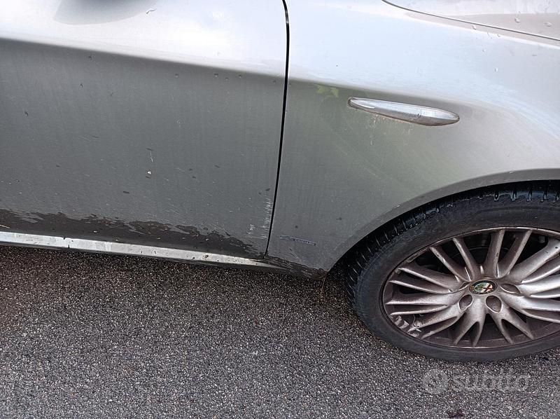 Usata Alfa Romeo 159 2010 Grigio Berlina