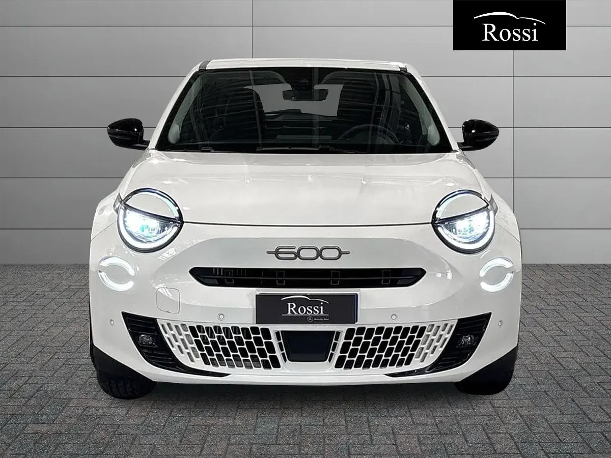 Usata Fiat 600 Pop 136 CV (100 kW) 2025 SUV
