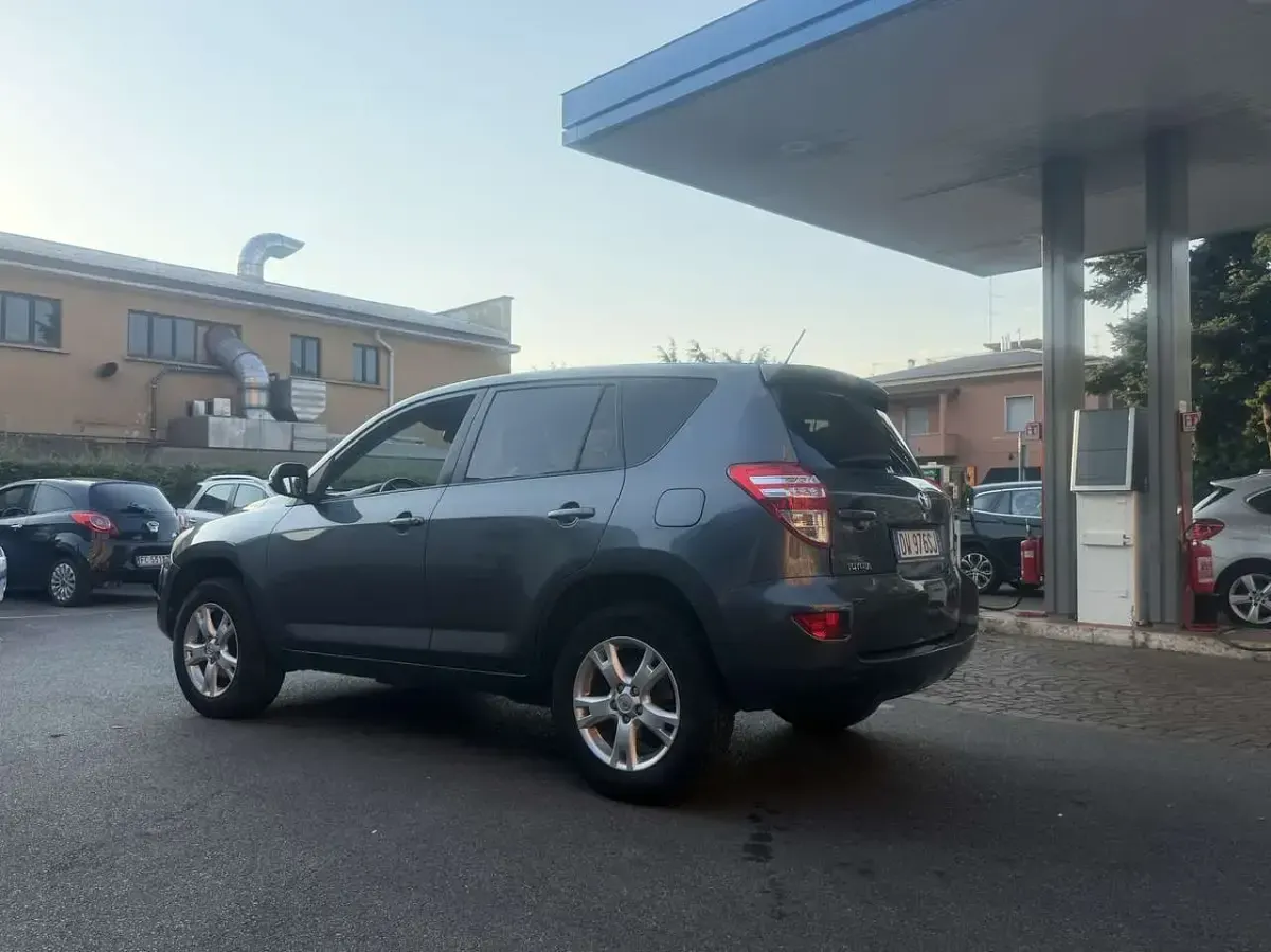 Usata Toyota RAV4 Luxury 150 CV (110 kW) 2009 Other SUV