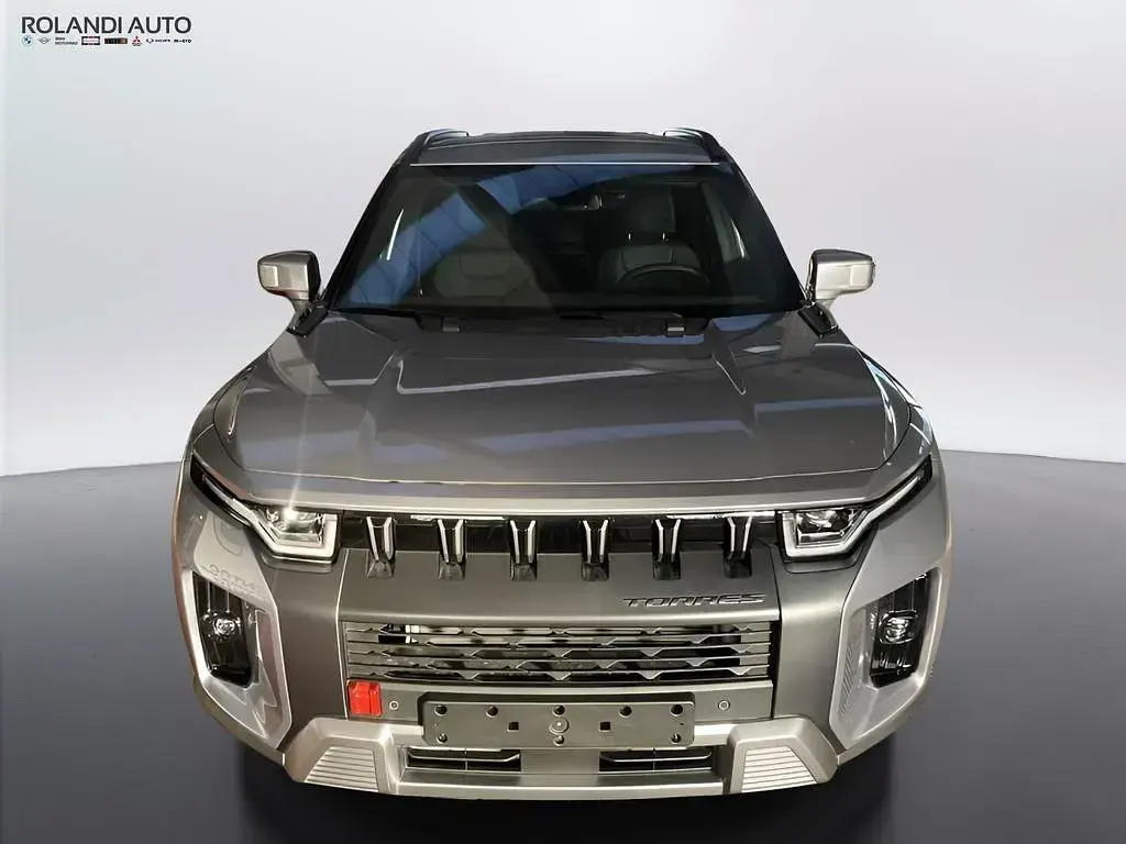 Nuova KGM Torres 163 CV (119 kW) 2025 Grigio SUV
