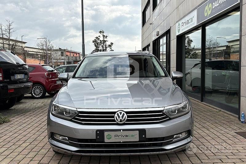 Usata VW Passat Executive 150 CV (110 kW) 2018 Grigio Station wagon