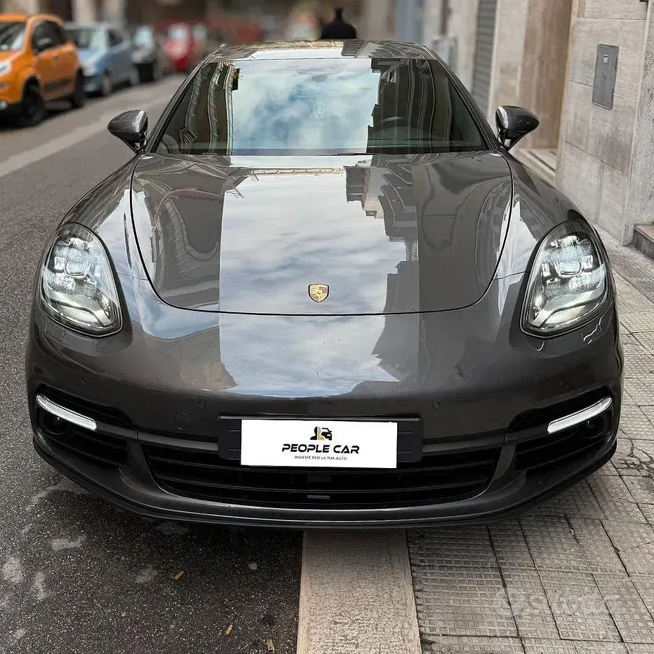Usata Porsche Panamera 4S Diesel 422 CV (310 kW) 2017 Grigio Utilitaria