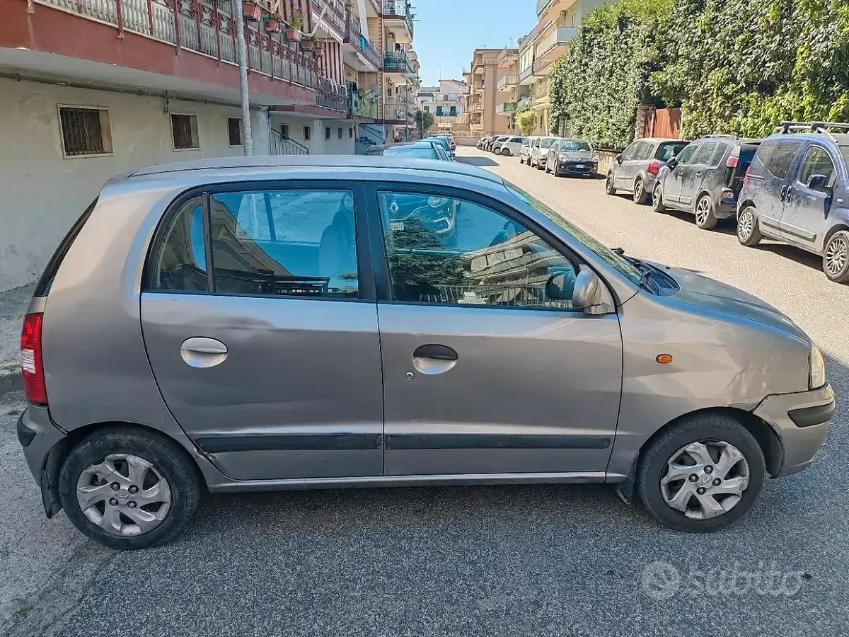 Usata Hyundai Atos Prime 59 CV (43 kW) 2003 Grigio Utilitaria