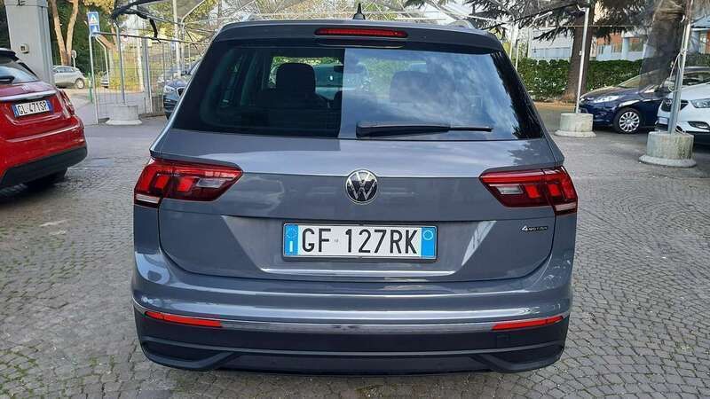 Usata VW Tiguan Life 150 CV (110 kW) 2021 Grigio SUV