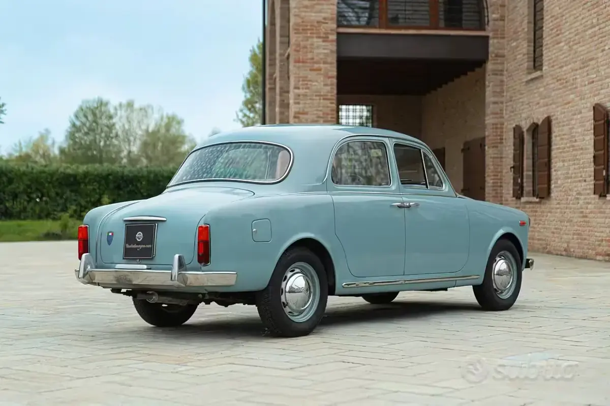 Usata Lancia Appia 48 CV (35 kW) 1960 Bluazzurro Berlina
