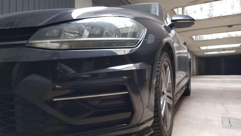 Usata VW Golf VII Sportline 116 CV (85 kW) 2017 Nero Berlina
