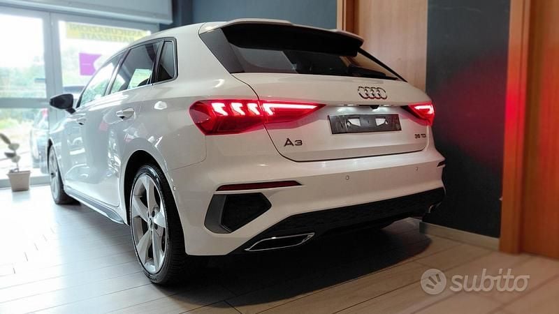 Usata Audi A3 S-Line 150 CV (110 kW) 2023 Bianco Berlina