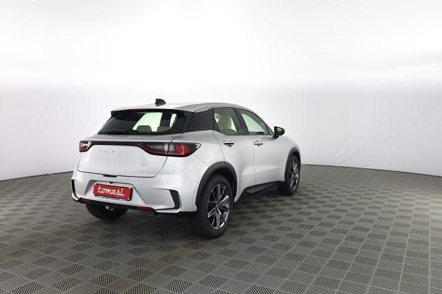 Usata Lexus LBX 91 CV (66 kW) 2025 Argento SUV