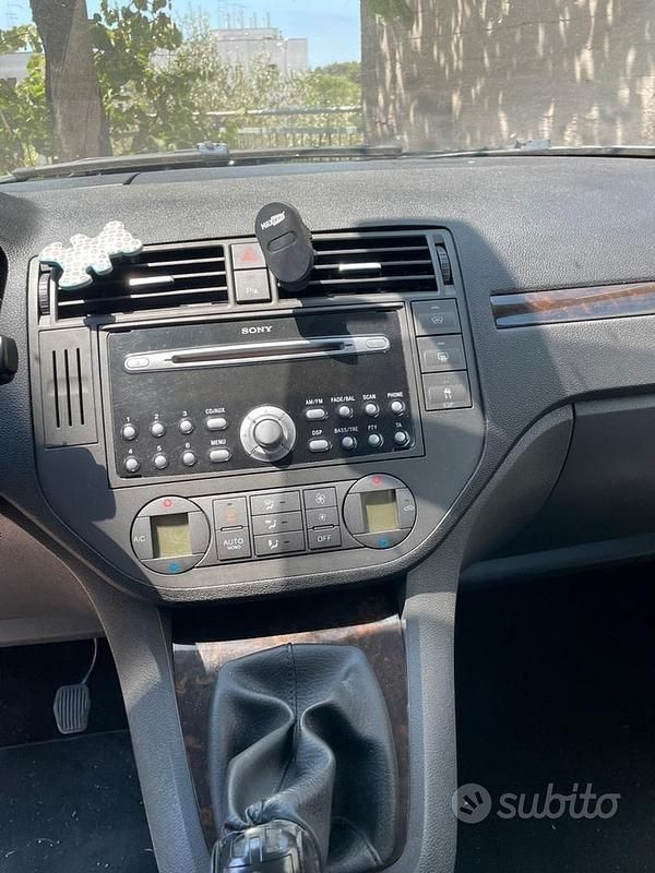 Usata Ford C-MAX 100 CV (73 kW) 2006 Blu Monovolume
