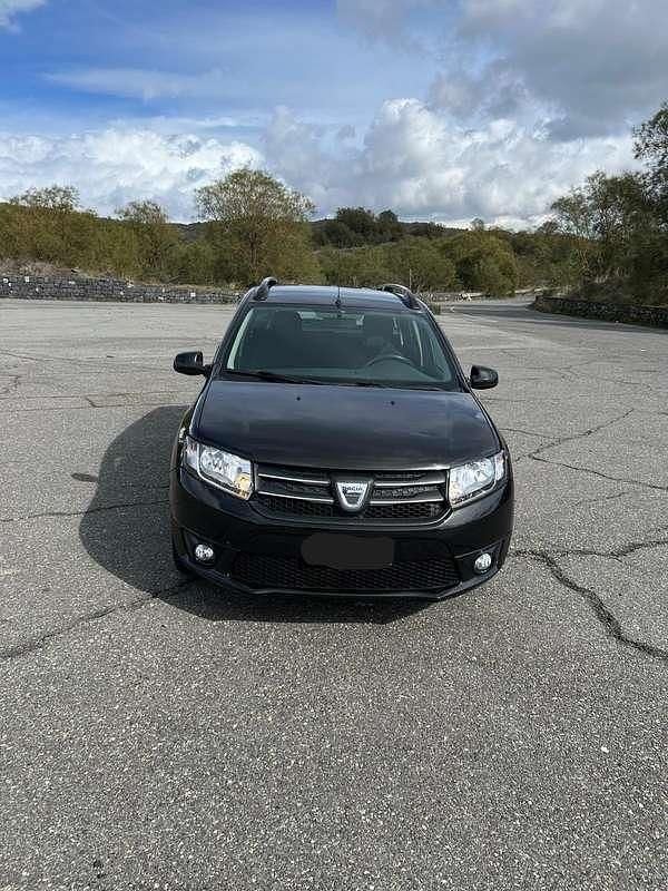 Usata Dacia Logan Lauréate 75 CV (55 kW) 2015 Nero Station wagon