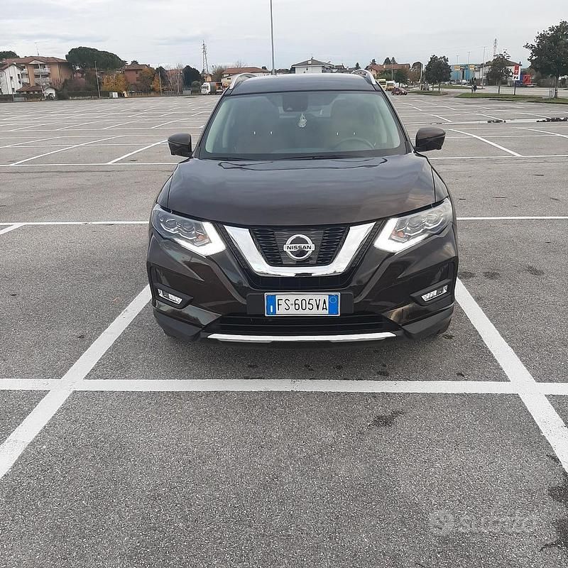 Usata Nissan X-Trail Tekna 131 CV (96 kW) 2018 Marrone SUV