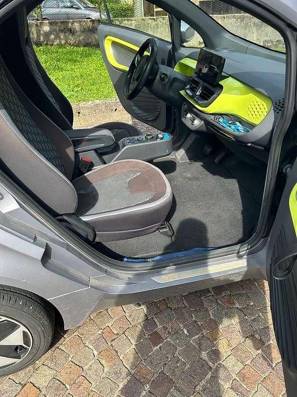 Grigio Usata 2025 XEV Yoyo Due volumi | 12.000 € (Buon prezzo) - Immagine 1/4