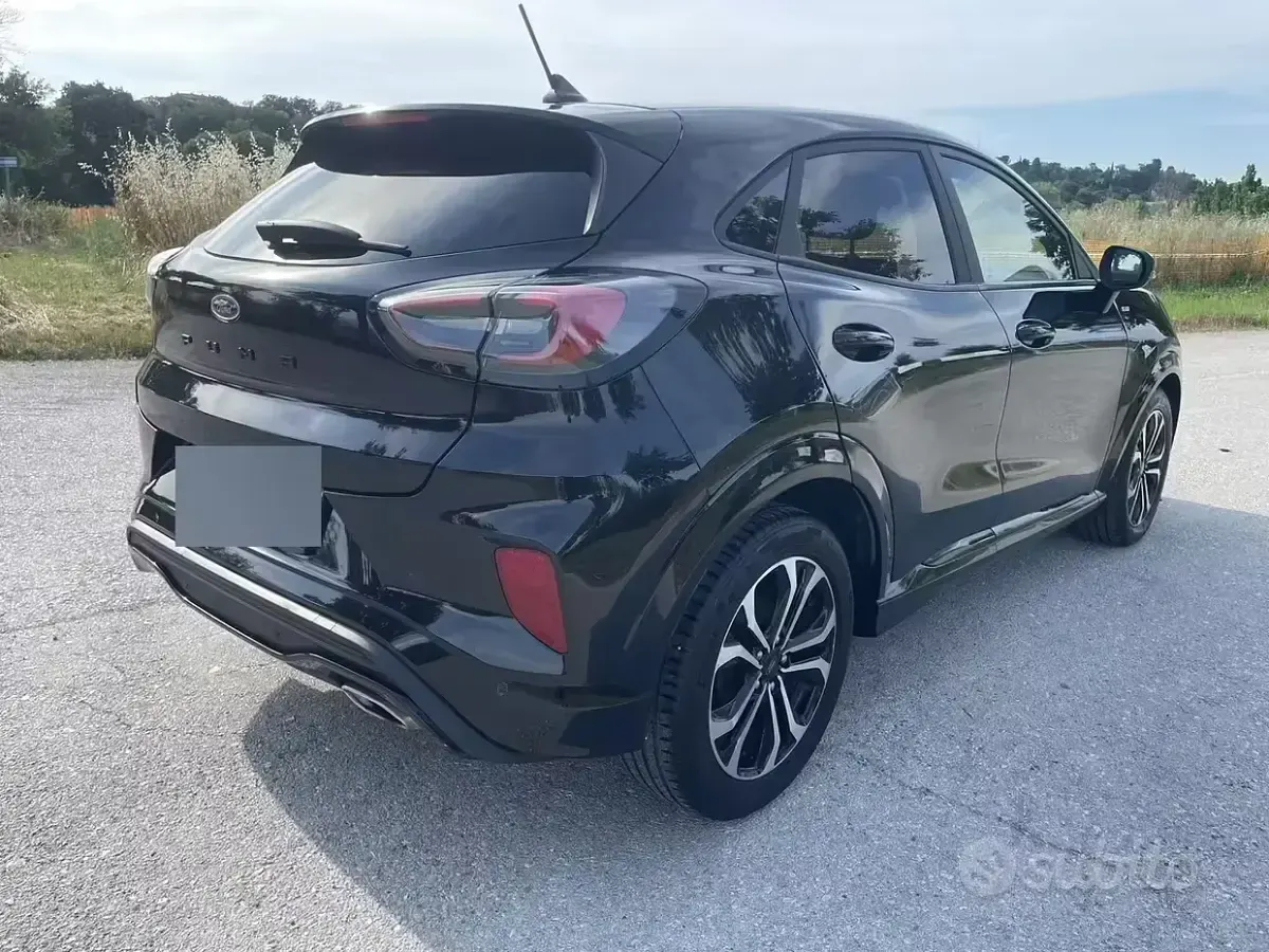 Usata Ford Puma 120 CV (88 kW) 2021 Nero SUV