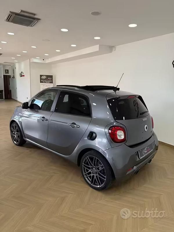 Usata Smart ForFour Exclusive 90 CV (66 kW) 2017 Grigio Utilitaria