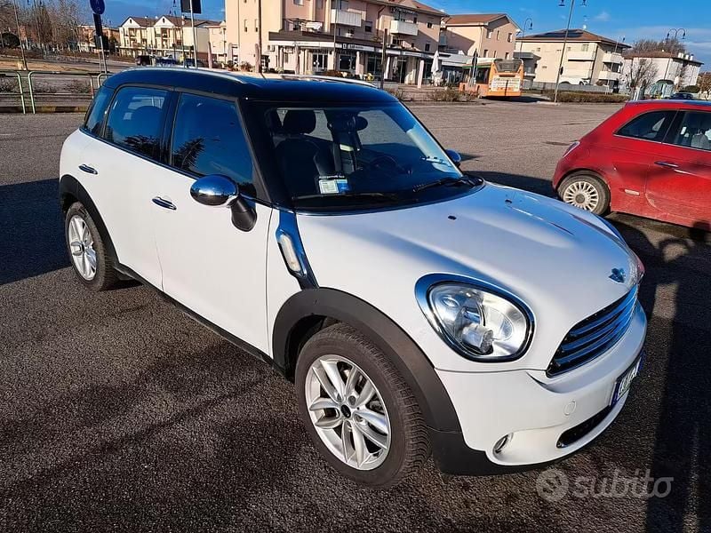 Usata Mini Countryman 122 CV (89 kW) 2011 Bianco SUV