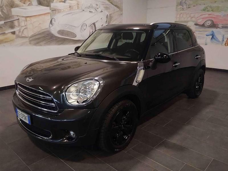 Grigio Usata 2016 Mini One D Countryman SUV | 11.900 € (Molto cara) - Immagine 1/3