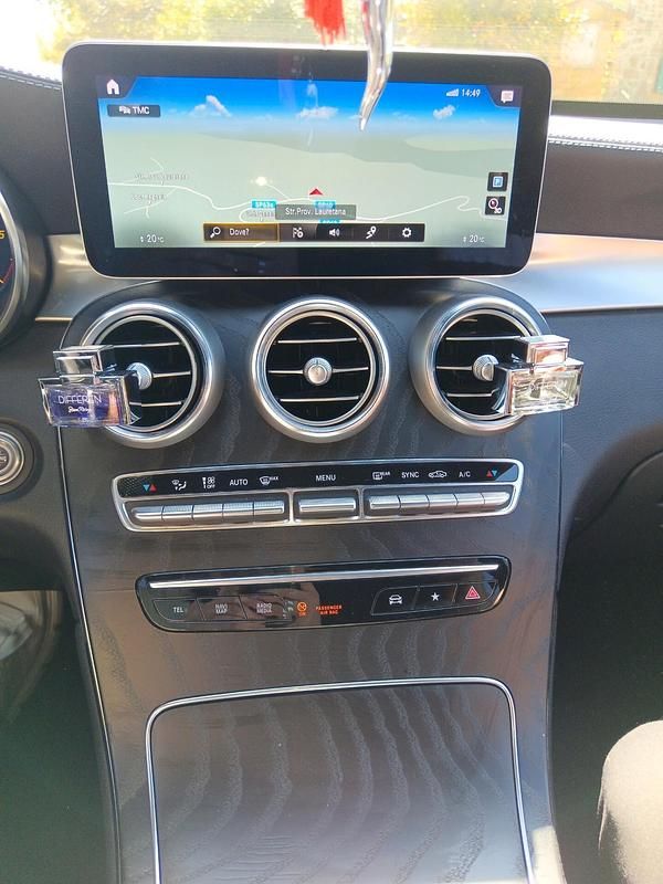 Begagnad Mercedes GLC220 Premium 258 HK (189 kW) 2019 Grå Kombi