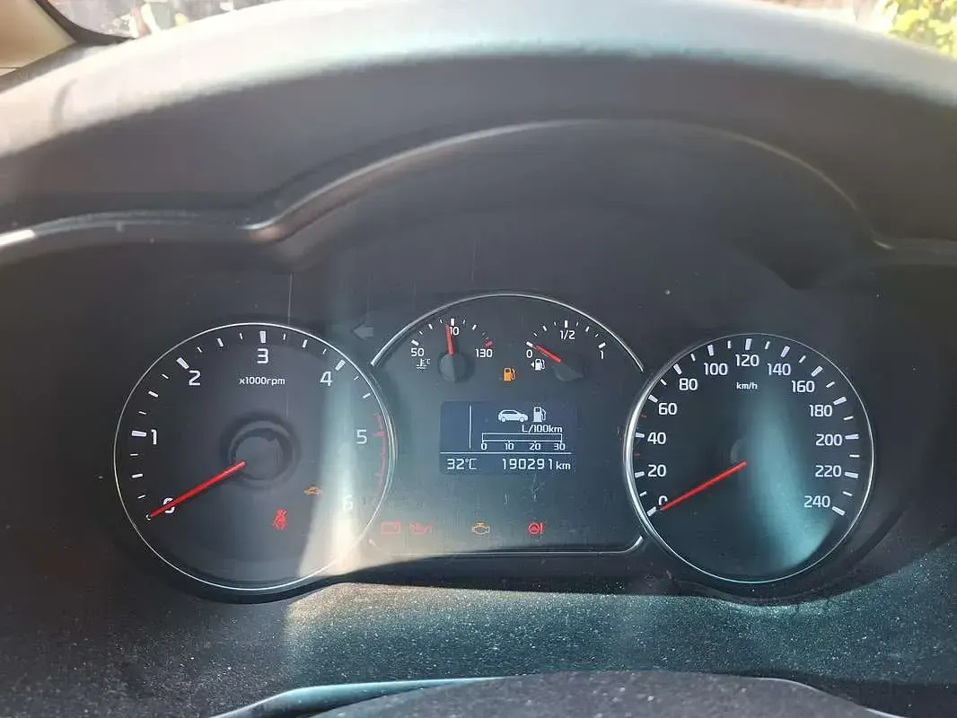 Usata Kia Carens 136 CV (100 kW) 2014 Monovolume
