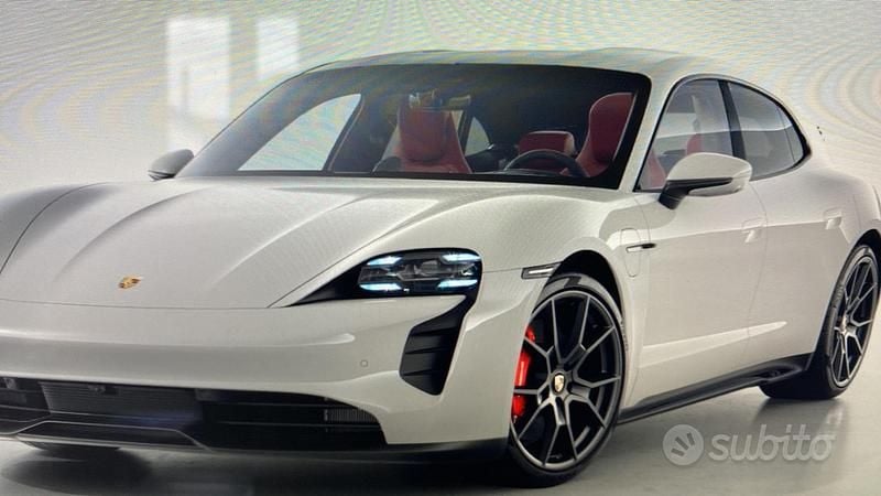 Usata 2023 Porsche Taycan Sport Turismo Station wagon | 99.000 € (Molto cara) - Immagine 1/4