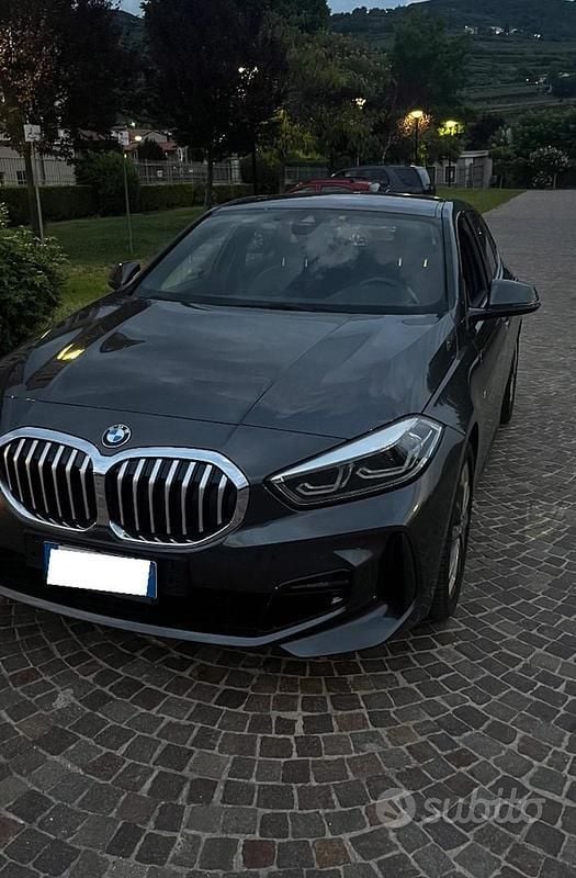 Usata BMW 118 M Sport 150 CV (110 kW) 2021 Grigio Utilitaria