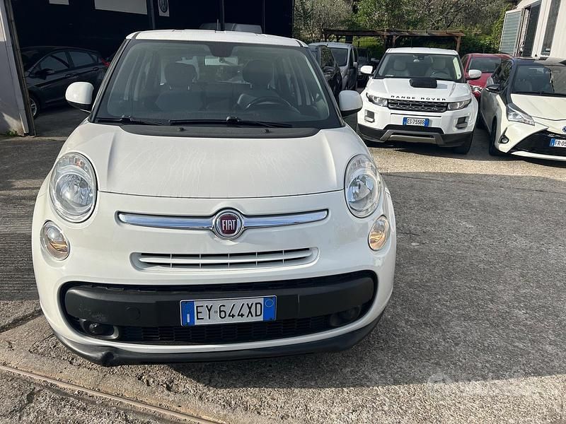 Usata Fiat 500L Lounge 85 CV (62 kW) 2015 Bianco Monovolume