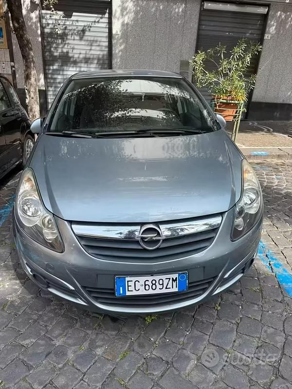 Usata Opel Corsa 75 CV (55 kW) 2012 Grigio Utilitaria