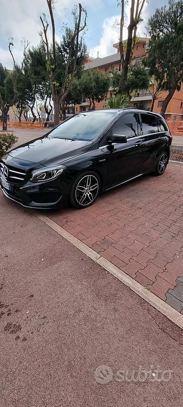 Usata Mercedes B200 AMG 2016 Nero Monovolume