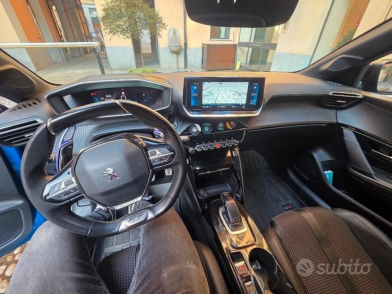 Usata Peugeot 208 GTi 130 CV (95 kW) 2021 Blu Utilitaria