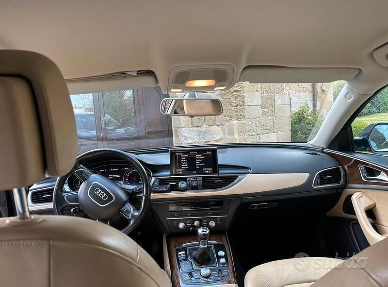Usata Audi A6 177 CV (130 kW) 2013 Blu Station wagon