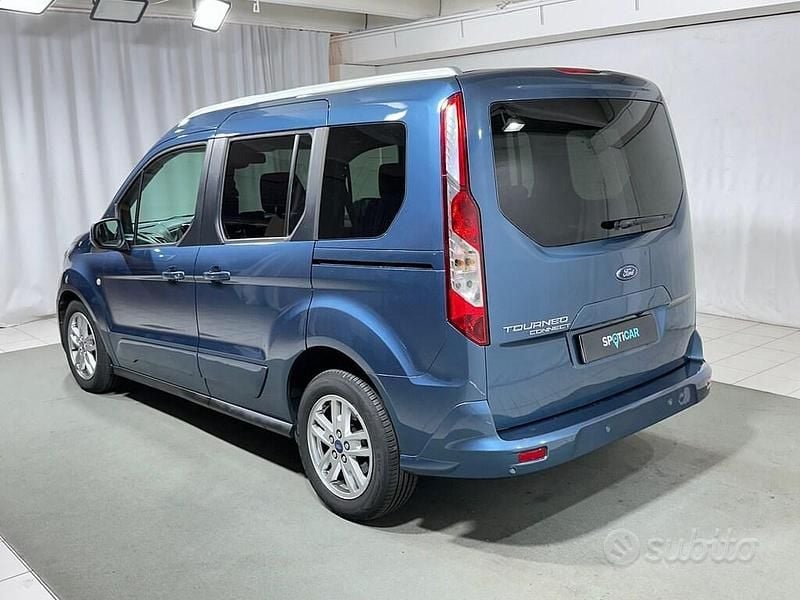 Usata Ford Tourneo Connect Titanium 120 CV (88 kW) 2020 Blu Monovolume