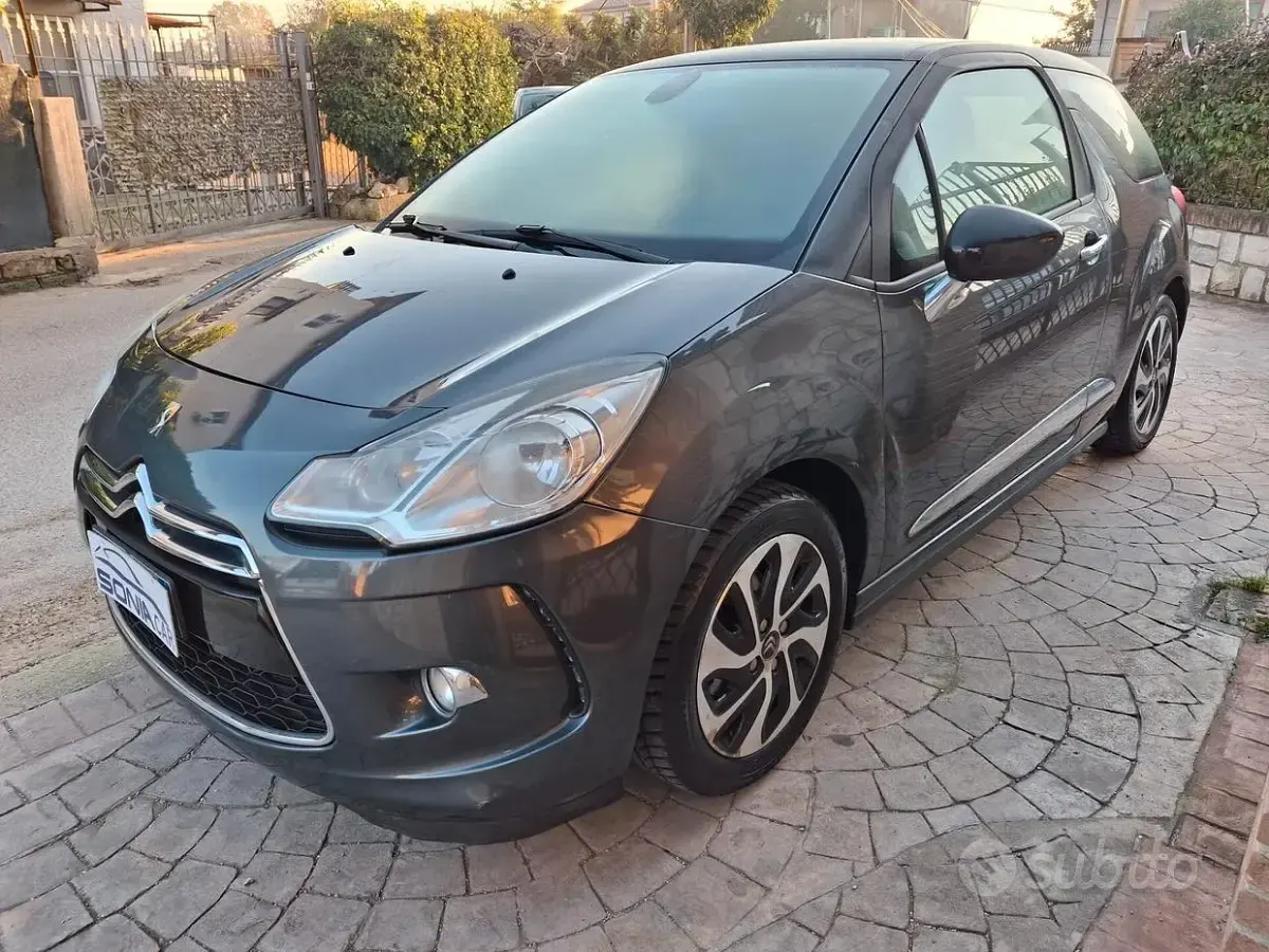 Usata Citroën DS3 92 CV (67 kW) 2013 Grigio Coupé