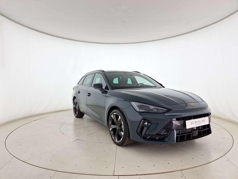 Usata Cupra Leon 204 CV (150 kW) 2025 Fiord blue Station wagon