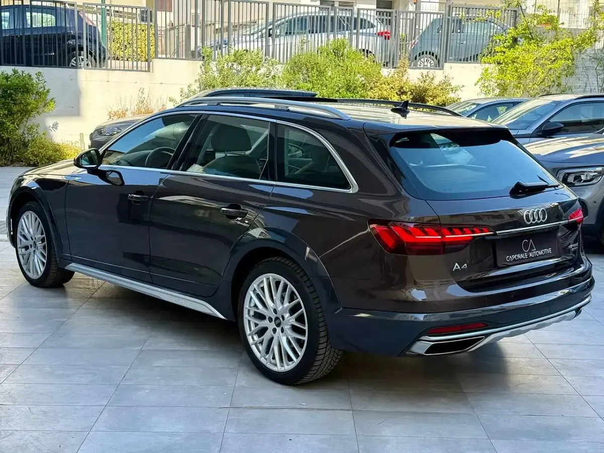 Usata Audi A4 Allroad Ambiente 204 CV (150 kW) 2023 Marrone Station wagon