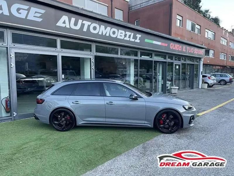 Usata Audi RS4 Ambiente 450 CV (330 kW) 2023 Grigio nardò Station wagon