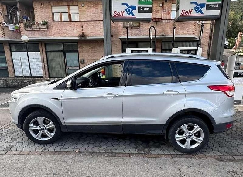 Usata 2016 Ford Kuga Titanium SUV | 10.999 € (Ottimo prezzo) - Immagine 1/4