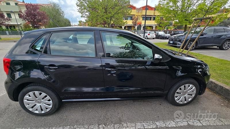 Usata VW Polo 75 CV (55 kW) 2013 Nero Berlina