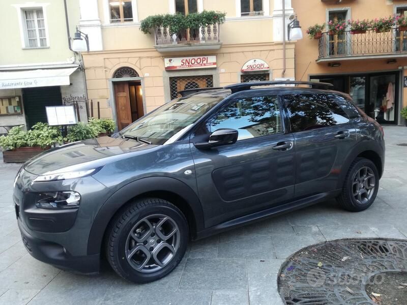 Usata Citroën C4 Cactus 92 CV (67 kW) 2015 Utilitaria