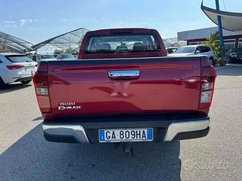 Usata Isuzu D-Max 163 CV (119 kW) 2020 Rosso SUV
