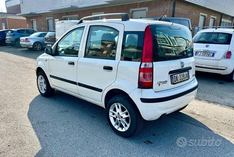 Usata Fiat Panda Dynamic 60 CV (44 kW) 2007 Bianco Utilitaria