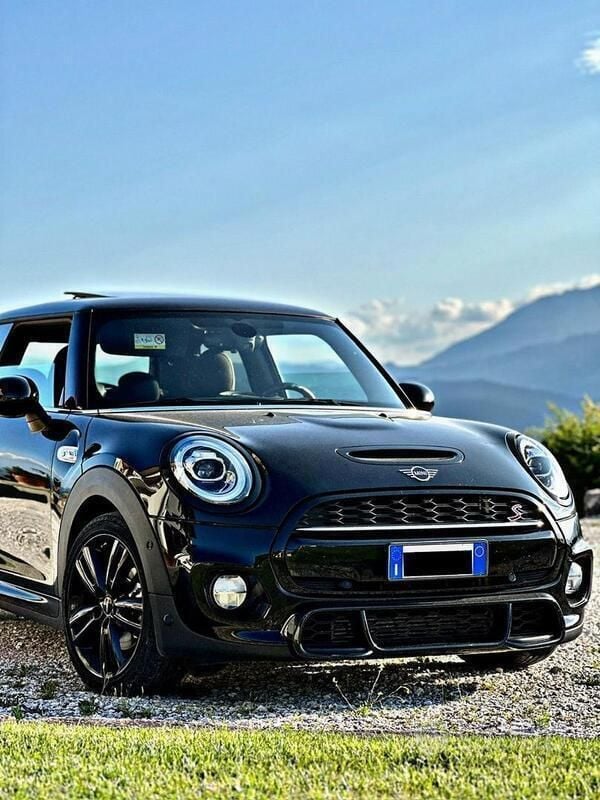 Usata 2018 Mini Cooper S Due volumi | 20.000 € (Buon prezzo) - Immagine 1/4