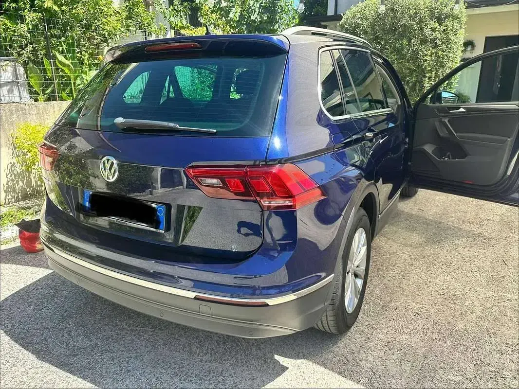 Usata VW Tiguan Business 116 CV (85 kW) 2019 Bluazzurro SUV